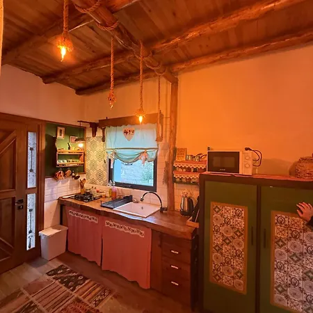 Saman Evim Ciftligi Sindirgi