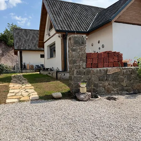 Saman Evim Ciftligi Rum i privatbostad Sindirgi