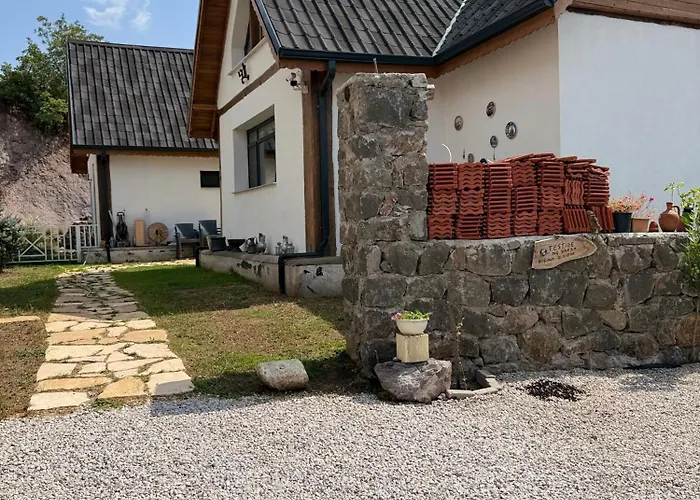 Saman Evim Ciftligi Privatunterkunft Sindirgi