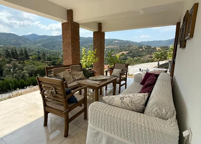 Saman Evim Ciftligi Privatunterkunft Sindirgi