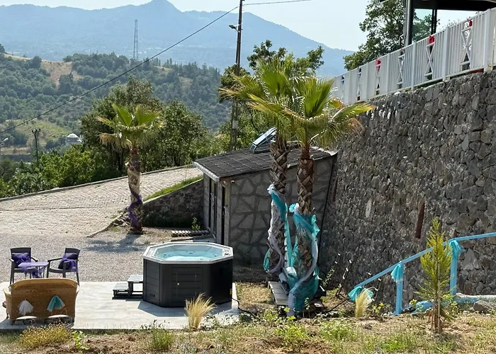 Saman Evim Ciftligi Sindirgi