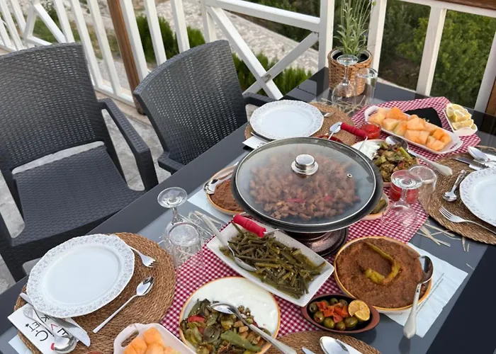 Saman Evim Ciftligi *